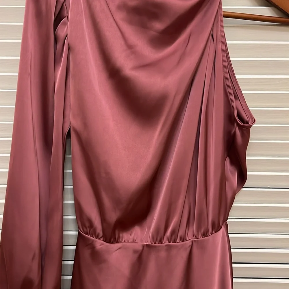 Hello Molly Meet Tonight Dress in Rose, Size 2/XSmall, EUC - Picture 7 of 17